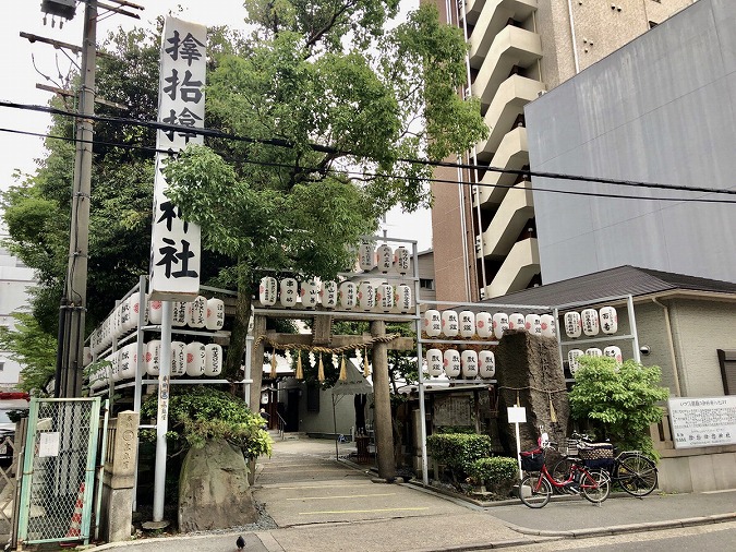 サムハラ神社 大阪のビジネス街にひっそり佇むサムハラ神社に究極の神様が